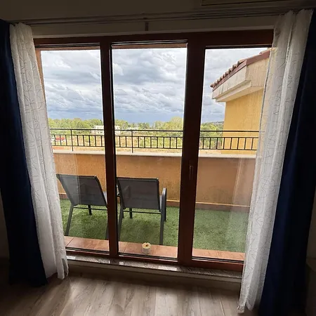 Kavatsi Sea & Forest View Апартамент *