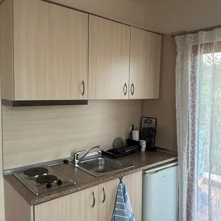 Апартамент Kavatsi Sea & Forest View