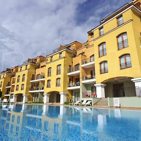 Kavatsi Sea & Forest View Апартамент *